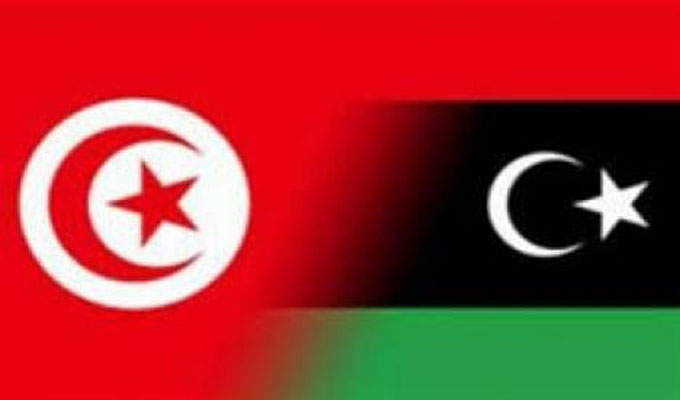 تزايد عدد الوافدين من ليبيا عبر معبر الذهيبة وازن الحدودى   